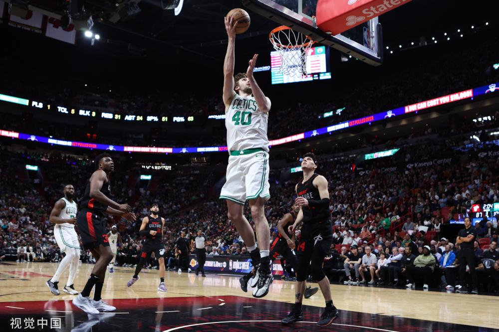 球衣背后的 球衣背后的