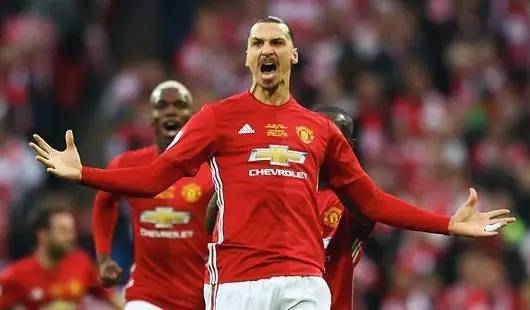 士愈发像冠 士愈发像冠